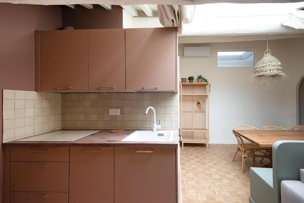 Cozy Love Nest Near The Old Port Marselha Quarto foto